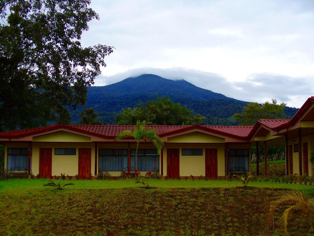 Termales Del Bosque & Hot Springs Hotel La Marina Exterior photo