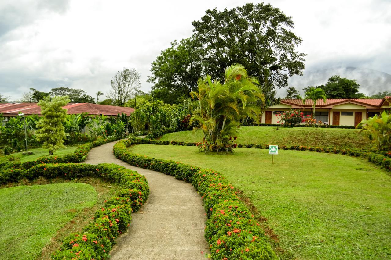 Termales Del Bosque & Hot Springs Hotel La Marina Exterior photo